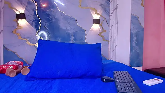 Snapshot of Anne_miller05 chatting on October 23, 2025, 7:23 pm Anne miller05 online show from October 23, 2025, 7:23 pm