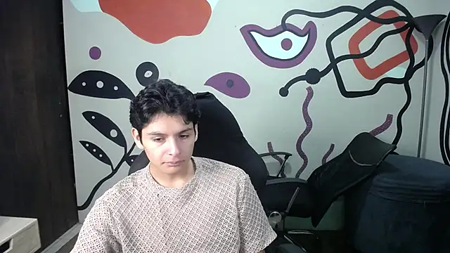 Snapshot of Luca_vega chatting on October 15, 2025, 12:27 pm Luca vega online show from October 15, 2025, 12:27 pm