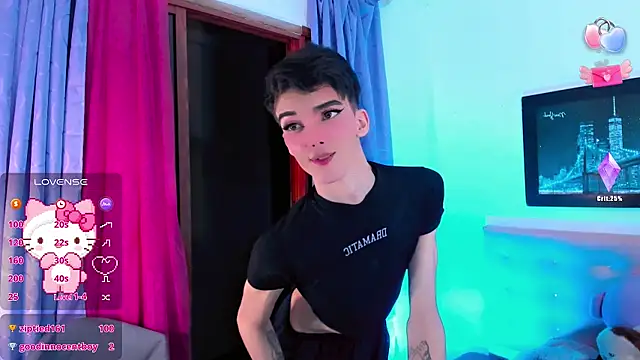 Baby FenixTS online show from October 3, 2025, 10:12 am