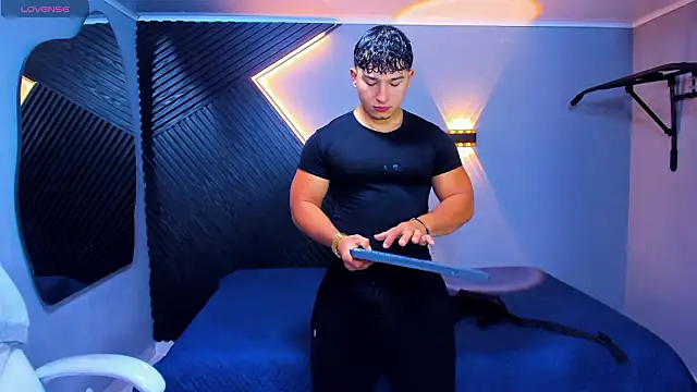 Horny nick18 online show from March 11, 2026, 11:05 am