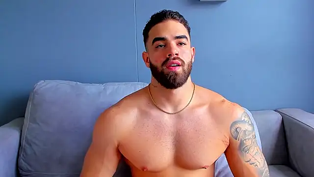 Snapshot of Paul_Phoenix chatting on September 22, 2025, 8:33 pm Paul Phoenix online show from September 22, 2025, 8:33 pm