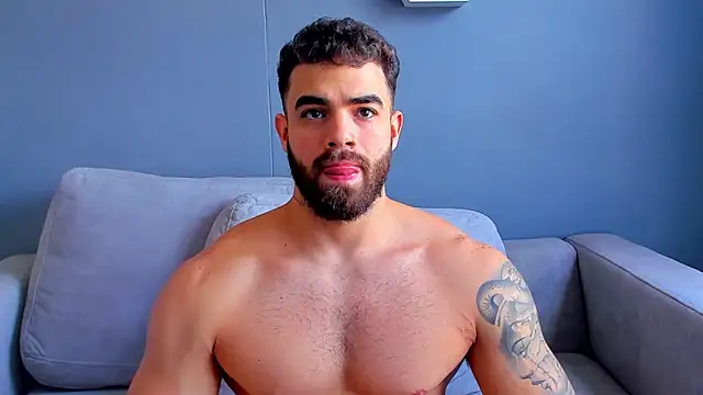 Snapshot of Paul_Phoenix chatting on October 6, 2025, 9:01 pm Paul Phoenix online show from October 6, 2025, 9:01 pm