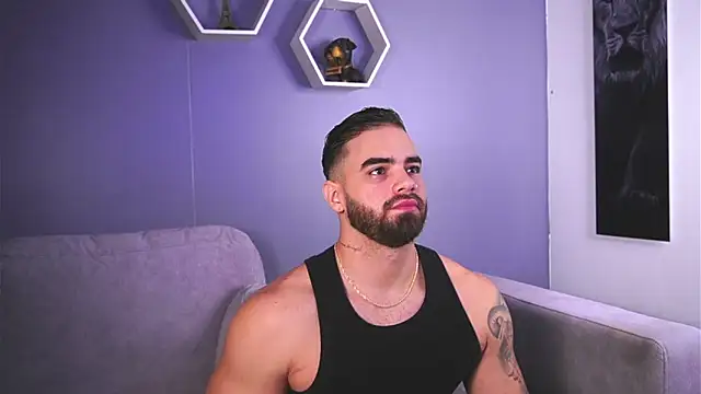 Snapshot of Paul_Phoenix chatting on October 23, 2025, 7:01 pm Paul Phoenix online show from October 23, 2025, 7:01 pm