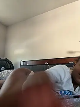 Snapshot of PrettyBabriexox chatting on October 3, 2025, 3:42 pm PrettyBabriexox online show from October 3, 2025, 3:42 pm