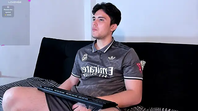 jasonxd9898 online show from September 21, 2025, 1:07 am