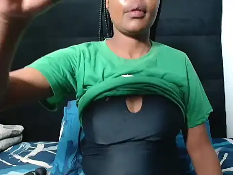 Snapshot of CreamySexyPussy chatting on October 1, 2025, 3:40 pm CreamySexyPussy online show from October 1, 2025, 3:40 pm