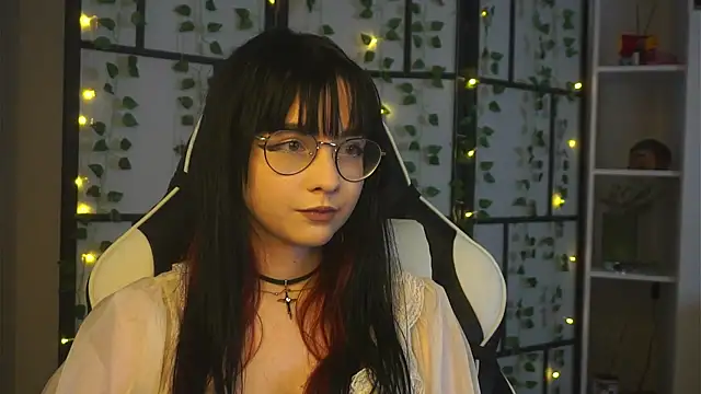 Snapshot of BereniceBattersby chatting on October 7, 2025, 8:39 pm BereniceBattersby online show from October 7, 2025, 8:39 pm