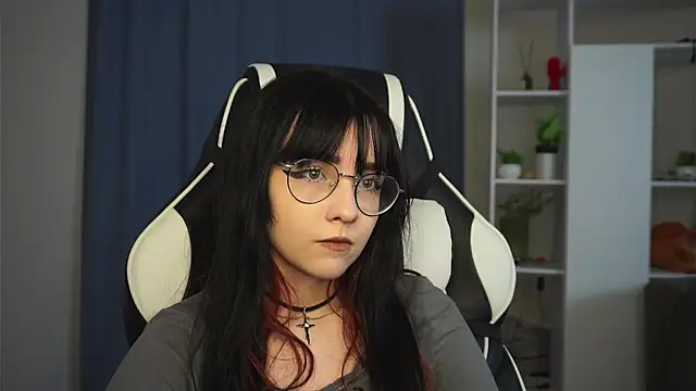 Snapshot of BereniceBattersby chatting on October 25, 2025, 8:22 am BereniceBattersby online show from October 25, 2025, 8:22 am