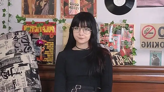 Snapshot of BereniceBattersby chatting on October 26, 2025, 8:48 pm BereniceBattersby online show from October 26, 2025, 8:48 pm