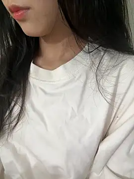 Snapshot of Desi_sara chatting on October 28, 2025, 4:16 am Desi sara online show from October 28, 2025, 4:16 am