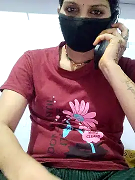 Snapshot of poojam93 chatting on November 2, 2025, 3:47 pm poojam93 online show from November 2, 2025, 3:47 pm