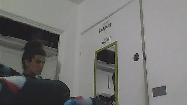 sarahkat86 online show from November 7, 2025, 2:22 am