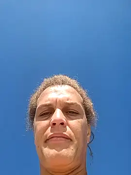 Snapshot of sarahkat86 chatting on November 22, 2025, 3:33 pm sarahkat86 online show from November 22, 2025, 3:33 pm