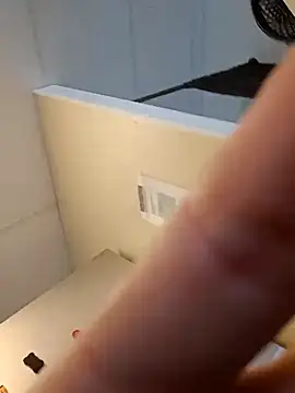 Snapshot of sarahkat86 chatting on December 3, 2025, 6:50 pm sarahkat86 online show from December 3, 2025, 6:50 pm