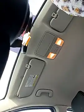 Snapshot of sarahkat86 chatting on December 14, 2025, 2:11 pm sarahkat86 online show from December 14, 2025, 2:11 pm