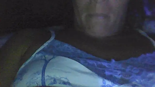 Snapshot of sarahkat86 chatting on January 9, 2026, 2:25 am sarahkat86 online show from January 9, 2026, 2:25 am