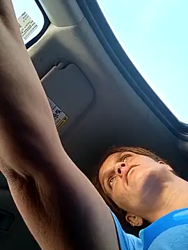 sarahkat86 online show from February 11, 2026, 10:59 pm