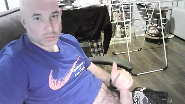 Snapshot of Chrisprngr chatting on March 22, 2026, 10:57 pm Chrisprngr online show from March 22, 2026, 10:57 pm