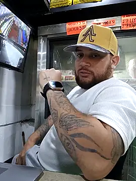 Catire10  online show from November 6, 2025, 1:45 pm