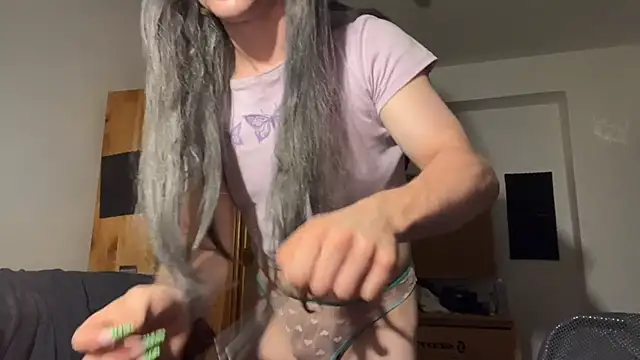 emilydee666 online show from September 22, 2025, 8:44 pm