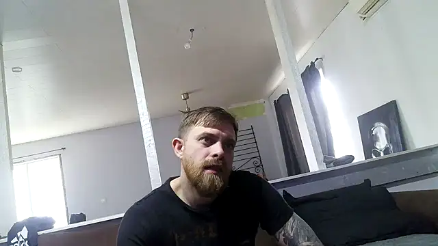 Snapshot of Bikerhot883hd chatting on February 8, 2026, 10:07 am Bikerhot883hd online show from February 8, 2026, 10:07 am