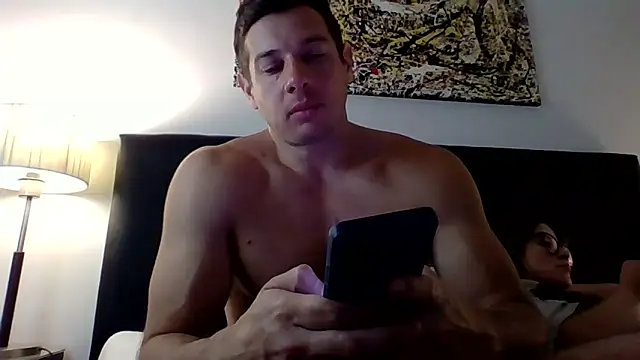 luca23millo90 online show from November 18, 2025, 3:01 am