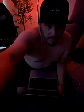 Snapshot of kvrkvr19 chatting on November 20, 2025, 12:22 am kvrkvr19 online show from November 20, 2025, 12:22 am