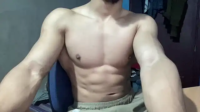 Snapshot of veilofstrength chatting on November 4, 2025, 8:24 am veilofstrength online show from November 4, 2025, 8:24 am