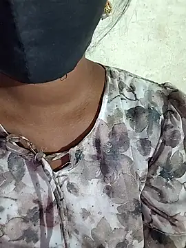 Snapshot of Sridevitelugu chatting on September 30, 2025, 2:22 pm Sridevitelugu online show from September 30, 2025, 2:22 pm