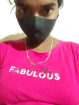 Snapshot of Sridevitelugu chatting on October 19, 2025, 5:30 am Sridevitelugu online show from October 19, 2025, 5:30 am