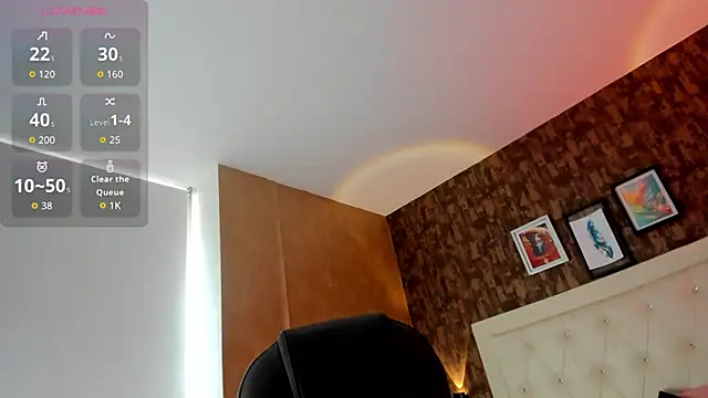 sweet  vanessa1 online show from February 10, 2026, 10:14 pm