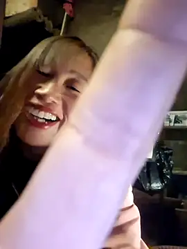 ngocngoc cute online show from November 25, 2025, 12:49 pm