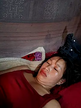 ngocngoc cute online show from July 6, 2026, 3:03 pm