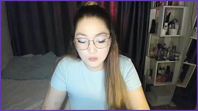 Snapshot of lyra_x chatting on October 1, 2025, 1:28 pm lyra x online show from October 1, 2025, 1:28 pm