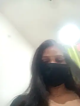 soni yhakur online show from April 15, 2026, 3:52 pm