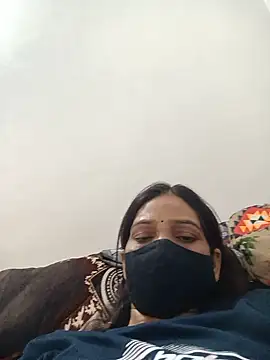 Snapshot of soni_yhakur chatting on June 19, 2026, 1:21 am soni yhakur online show from June 19, 2026, 1:21 am