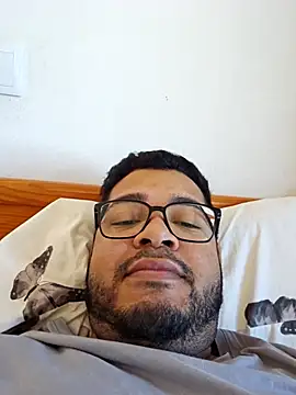 Snapshot of EbanoENeves69 chatting on November 18, 2025, 10:09 am EbanoENeves69 online show from November 18, 2025, 10:09 am