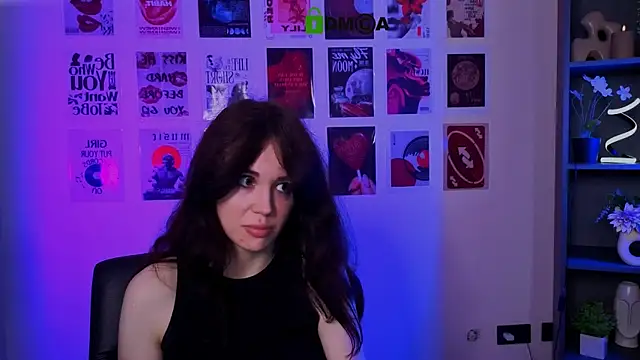 Snapshot of riley_sanders chatting on July 16, 2026, 7:31 pm riley sanders online show from July 16, 2026, 7:31 pm