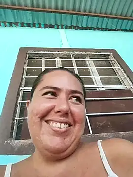 Snapshot of yyuly chatting on October 5, 2025, 5:00 pm yyuly online show from October 5, 2025, 5:00 pm