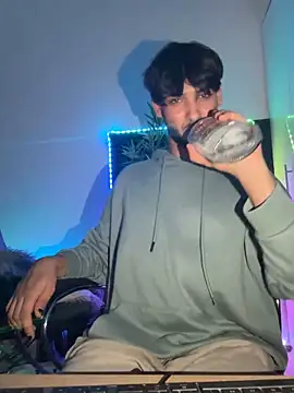 Snapshot of Gipsyboysteve chatting on September 29, 2025, 1:22 am Gipsyboysteve online show from September 29, 2025, 1:22 am