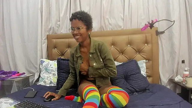 didoelizabeth online show from September 17, 2025, 1:02 pm