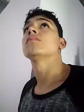 Snapshot of ZackJ7 chatting on September 11, 2025, 2:17 pm ZackJ7 online show from September 11, 2025, 2:17 pm