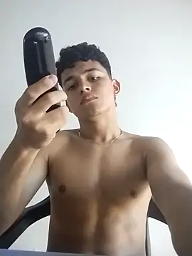 Snapshot of ZackJ7 chatting on February 7, 2026, 3:49 pm ZackJ7 online show from February 7, 2026, 3:49 pm