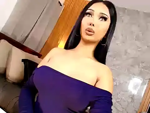 Snapshot of MiaFuckingWill chatting on July 16, 2026, 5:30 pm MiaFuckingWill online show from July 16, 2026, 5:30 pm