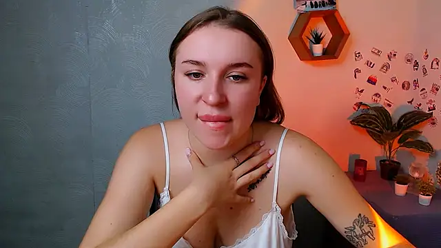 Snapshot of JuliaTopp_ chatting on October 10, 2025, 7:40 am JuliaTopp online show from October 10, 2025, 7:40 am