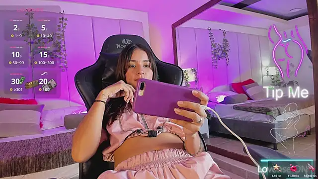 Snapshot of mia_rousse25 chatting on February 20, 2026, 4:29 pm mia rousse25 online show from February 20, 2026, 4:29 pm