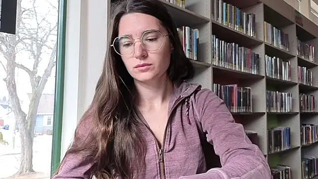 bambifarrina online show from February 10, 2026, 4:55 pm