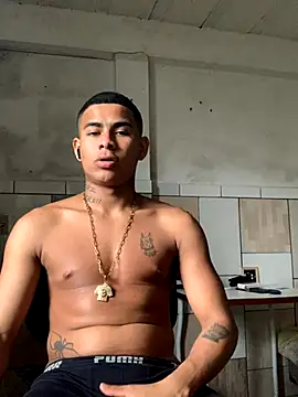 Snapshot of Novindot23cm chatting on November 7, 2025, 5:24 pm Novindot23cm online show from November 7, 2025, 5:24 pm