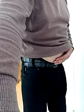 bullut06 online show from April 11, 2026, 12:42 pm