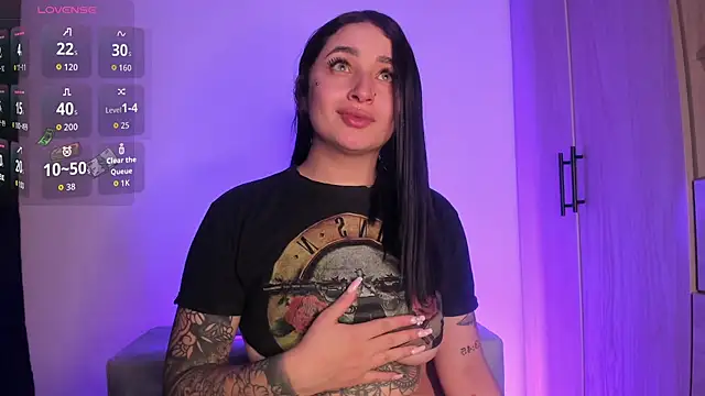 scarlett Collinss online show from April 1, 2026, 7:09 am